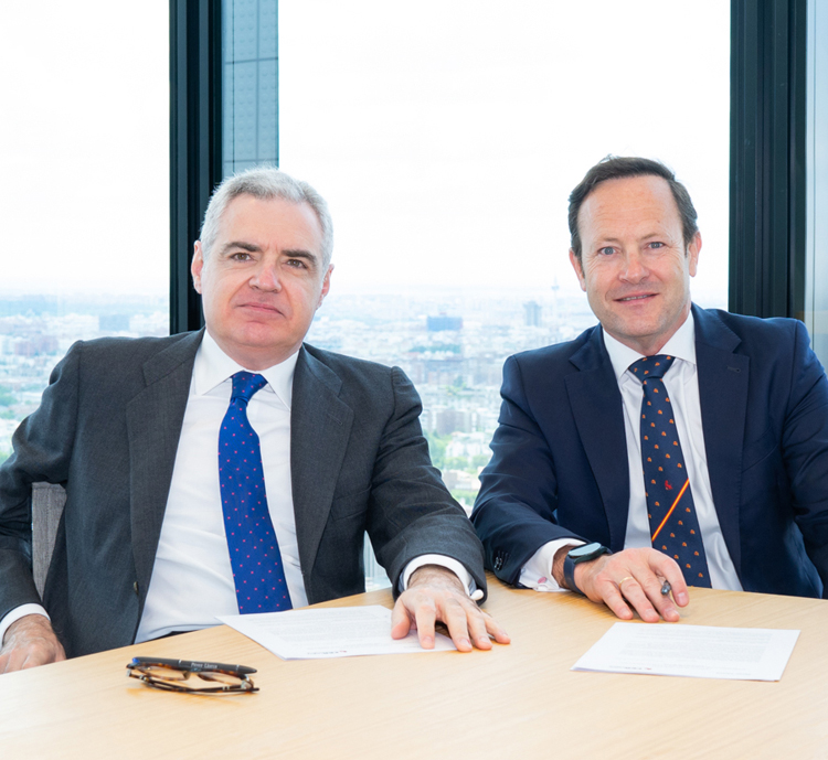 Pedro Pérez-Llorca, socio director de Pérez-Llorca; Juan Carlos Martín, presidente de la Real Federación Española de Rugby