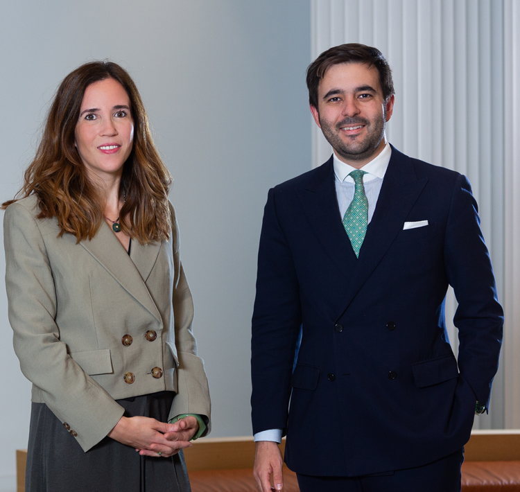 Elena Alcázar y Juan Moreno