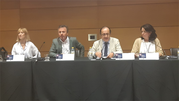 Marga Cerro, presidenta de la Comisión de Igualdad de la Abogacía Española; Ángel Cervantes, decano del Colegio de la Abogacía de Toledo; Fernando Rodríguez, presidente de la Subcomisión de Violencia sobre las Mujeres de la Abogacía Española; María Francisca Domínguez, abogada del Colegio de la Abogacía de Cáceres.