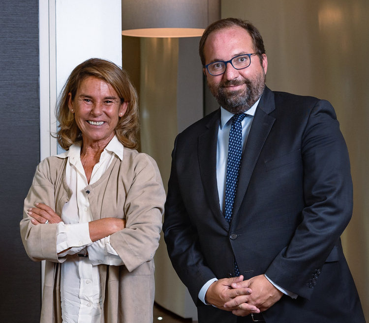 Sonia de Zunzunegui y Jacobo Martínez