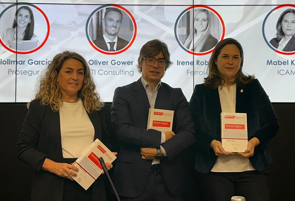 Susana Izquierdo, directora de Redacción de Lefebvre; Alejandro Touriño, Managing Partner de ECIJA, y Mabel Klimt, Socia Directora en ELZABURU