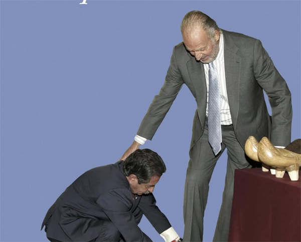 Juan Carlos I vs Revilla