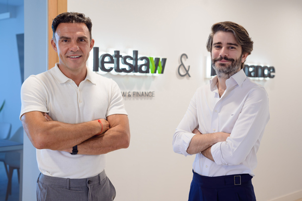 José María Baños, socio director de LETSLAW, y Víctor Morán