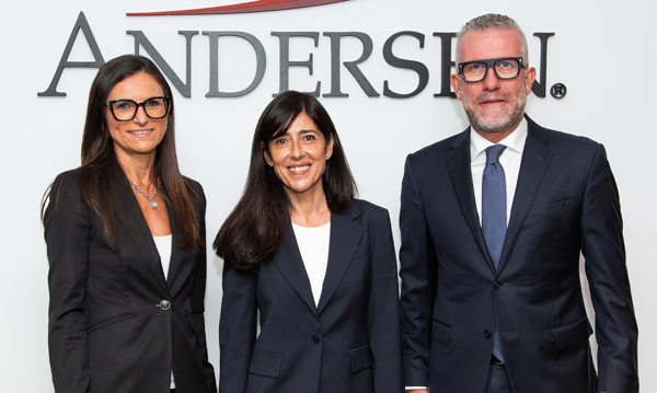 Ana Úbeda, Ingrid Barruz y José Vicente Morote