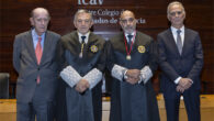 Tomás Sala, catedrático de la UV; Ángel Blasco, el magistrado premiado; José Soriano, decano del ICAV y Javier Lluch, presidente de la Sala de lo Social