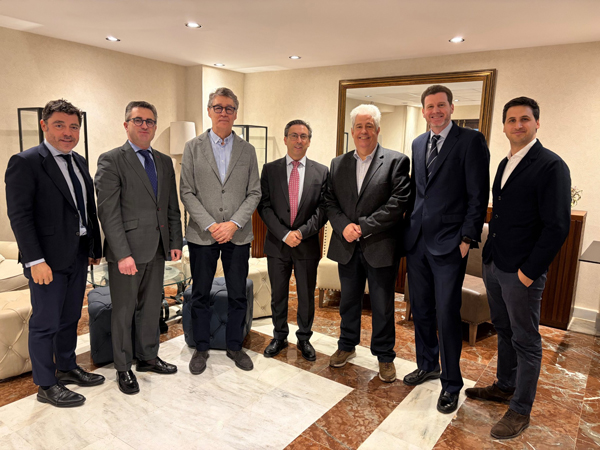 Juan Bermúdez, Juan Antonio Iglesias, Pachi Giné, Luis Caballero, Amado Ferraz, Tristán Armisen y Conrad Girabent