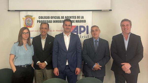 Estefanía Jiménez Montes, Tomás Redondo Carrera, Raúl Herranz Muñoz, Jaime Cabrero García y Miguel Ángel Gómez Huecas