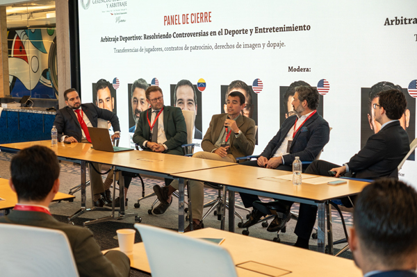 Foro de Gerencias Legales