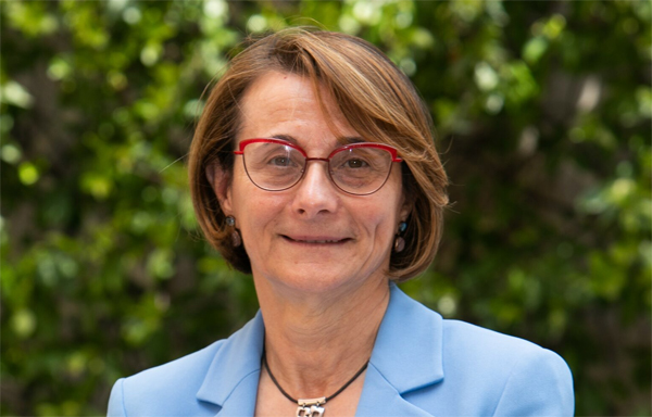 La presidenta de la CRUE y Rectora de la Universidad Jaume I de Castellón, Eva Alcon Soler