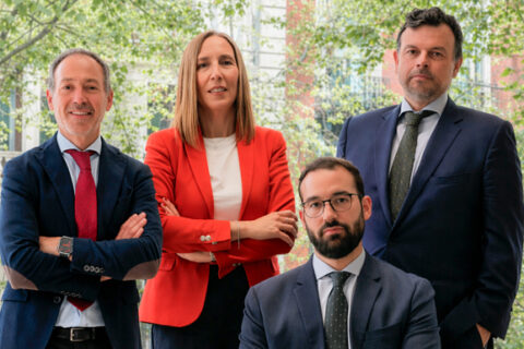 Enrique Llopis, Cristina Abilleira, Carlos Cabado y sentado David Rodríguez