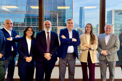 Socios de ECIJA Chile: Rodrigo Nelson – Gerardo Otero – Jorge Araya – Dolores Echeverría – Rodolfo Porte – Alfredo Moreno – Ángeles Fernández – Octavio Canales – María Jesús Palacios – Enrique Fuentes.