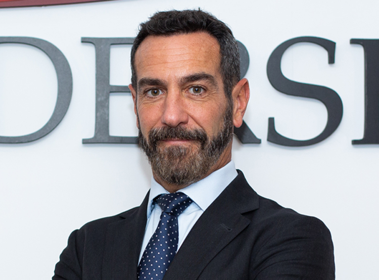 Ignacio Sáenz de Santamaría