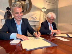 Miguel Angel Ruiz, presidente de ASESCON y Salvador González, presidente de Abogacía Española