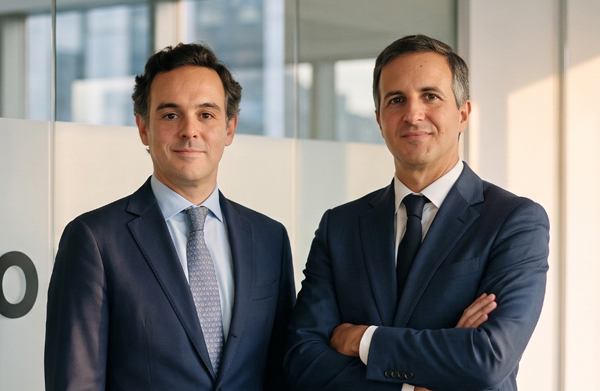 Alfonso Carrillo y Jorge Perujo 