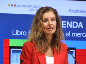 Teresa López, directora de Relaciones Institucionales del Colegio Registradores
