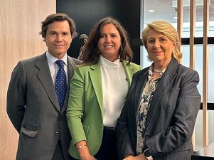 Ignacio Goytisolo, Remedios García y Lourdes Pérez-Luque