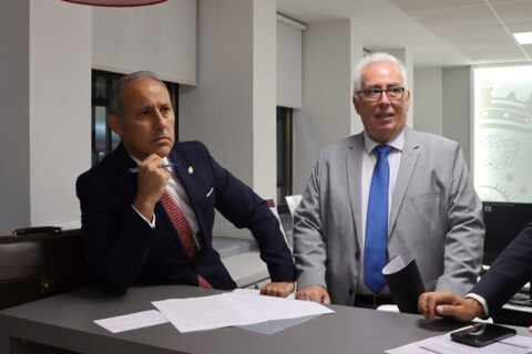 Eugenio Ribón y Juan Manuel Mayllo en la Sala Abogacía de Princesa